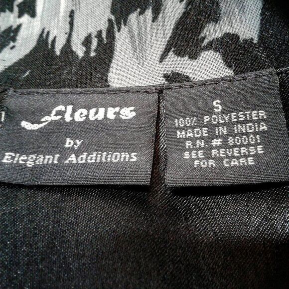 Fleurs By Elegant Additions Leopard Print Blazer Size: S - Picture 13 of 15